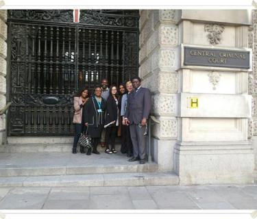 Arden students and staff in front of the central criminal court