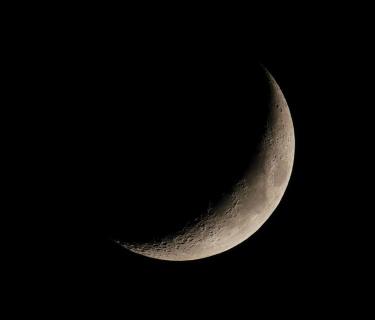 Waxing cresent moon