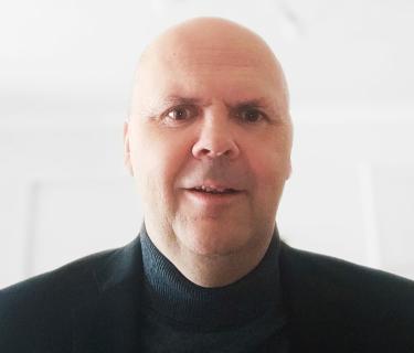 Dr Ross Thompson, Arden University