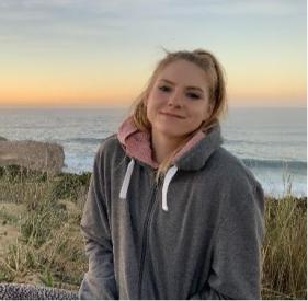 Distance Learing Student, Bettina Finna