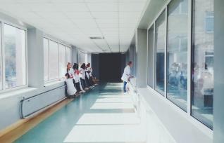 5 Must-See TV shows for Anyone Working in Healthcare
