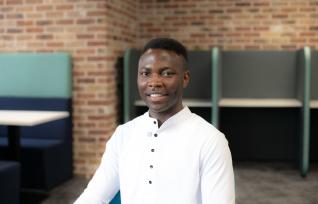 Breaking Barriers: How Arden University Empowers First-…
