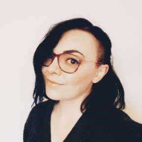 Dr Leanne Rowlands